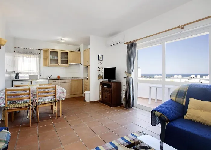 Meia Apartment