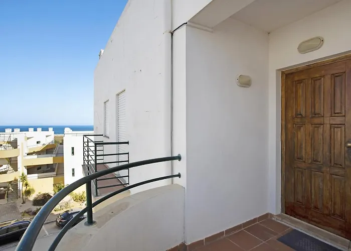 Meia Apartment